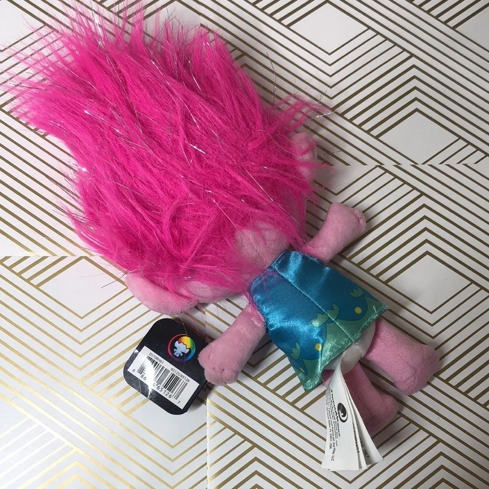 - Dream works plush trolls